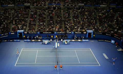 Novak abrió los brazos cuando Stan Wawrinka falló, de forma casi pueril, su derecha en la bola de partido.