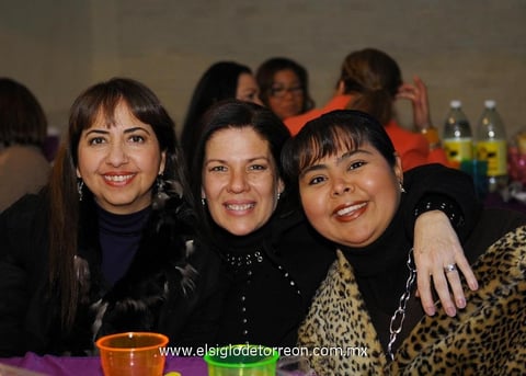 30012015 Alejandra, Mayela y Maritere.