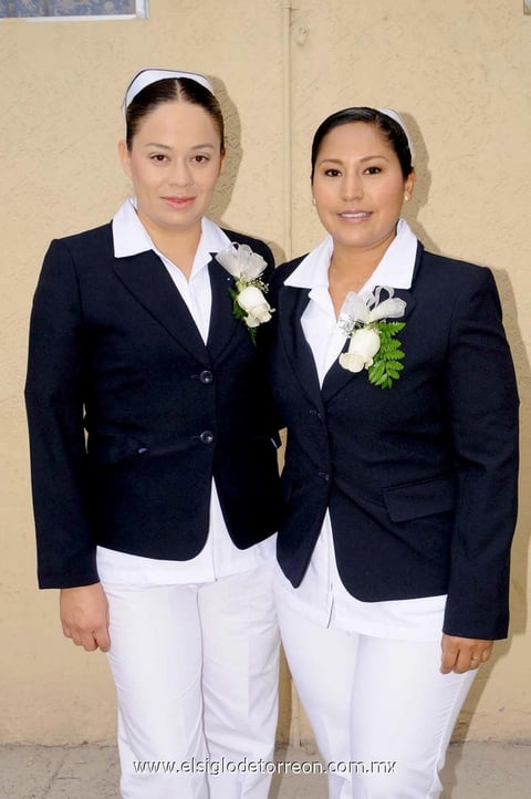 03022015 COMPAñERAS.  Eva y Cristina.