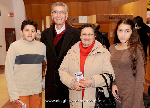 04022015 Silvia, Alejandra y Vero.