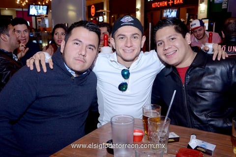 04022015 Alejandro, Armando y Andrés.