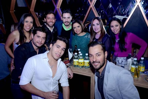 Entre amigos.