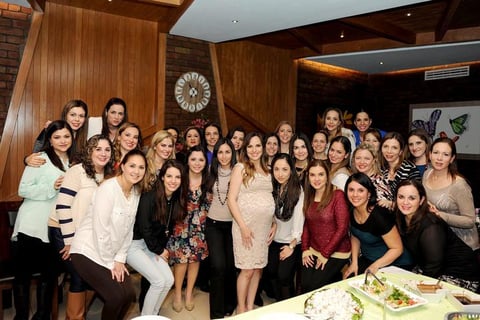 La festejada con algunas de las invitadas.