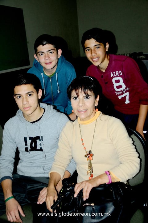 09022015 William, Christian, Raúl y Carolina.