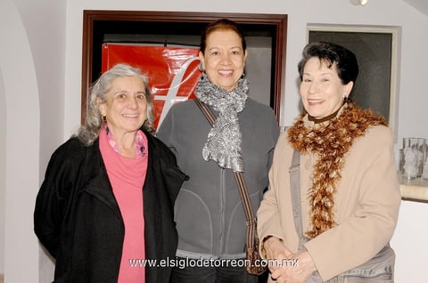 08022015 Coral Vizcaíno, Esperanza y Sara Gloria.