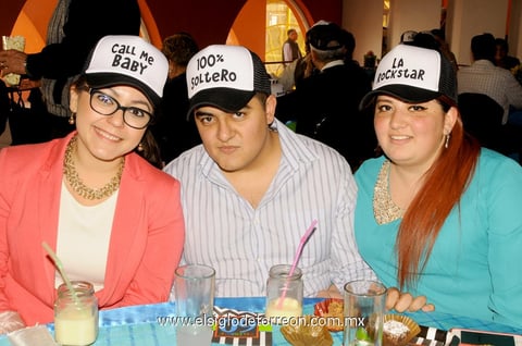 11022015 Pamela García, Jesús Ramos y Sandra de la Rosa.