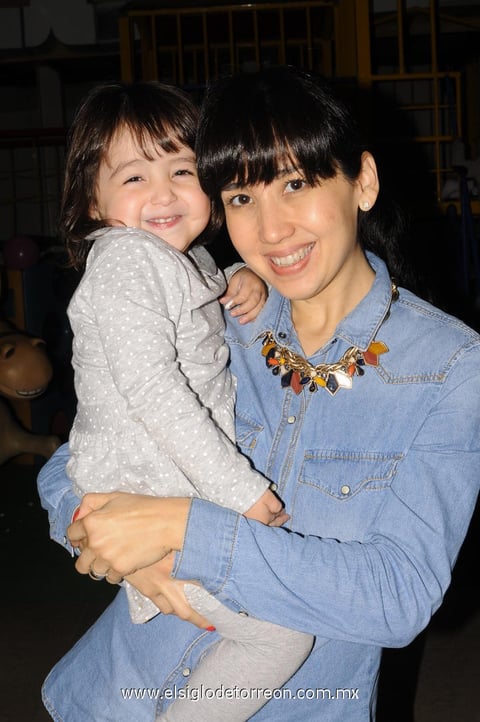 18022015 Elena y Lucero.