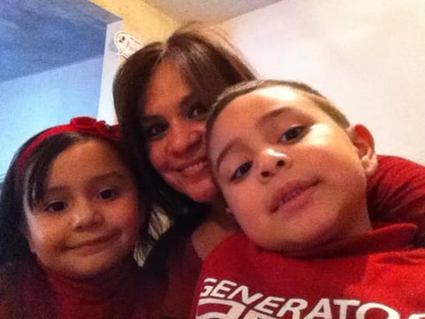 Camila, Diana y Paquito.