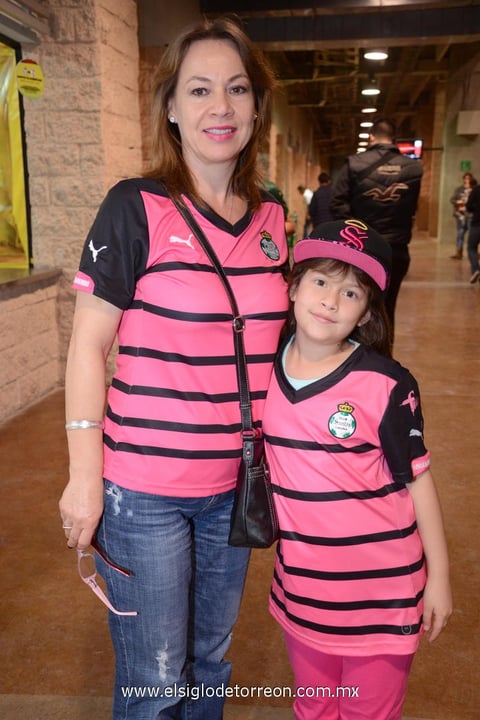 25022015 Ofelia y Sofía.