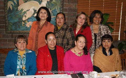 25022015 REUNIóN.  Martha, María M., Vero, Tere, María del Carmen, Laura, Florinda y María Luisa.