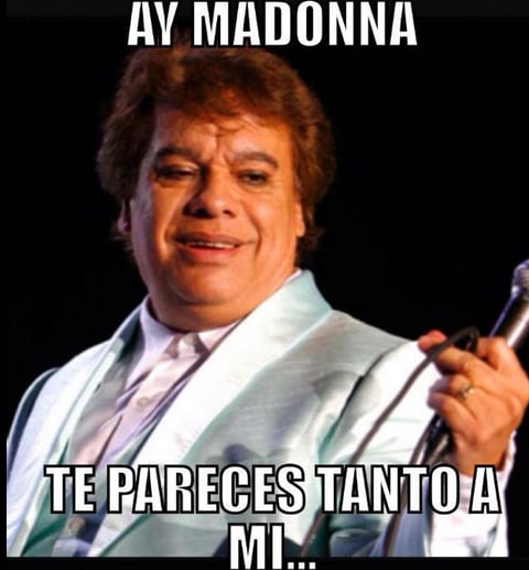 Los tuiteros han recordado la caída que sufrió hace unos años Juan Gabriel.