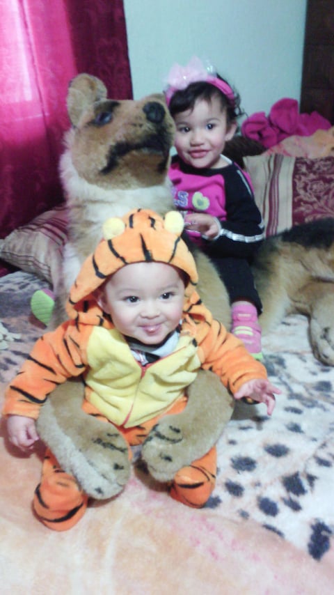 Nandito y Thaly.