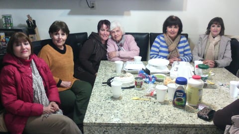 Convivio de primas.