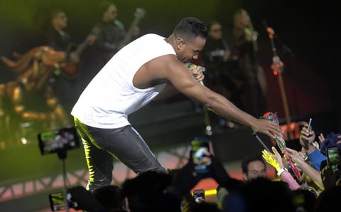 Santos repitió esta noche el éxito que tuvo en la edición 2013 del Festival de Viña del Mar.
