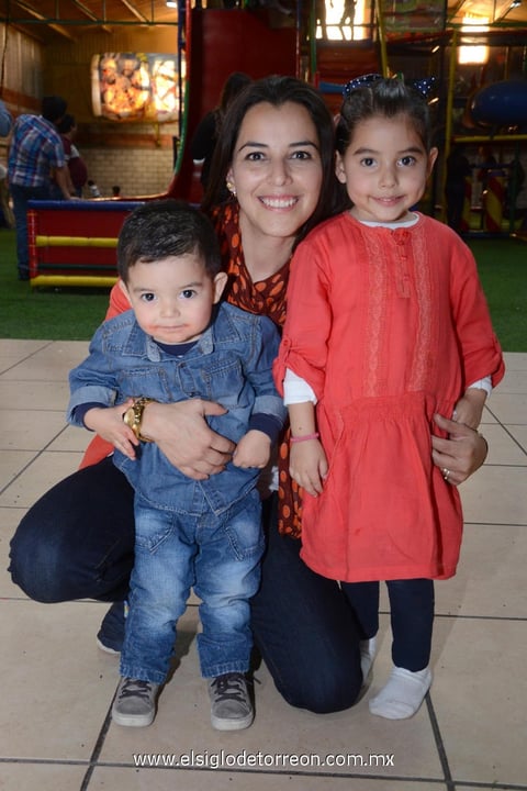 27022015 Matías, Meredith y Daniela.