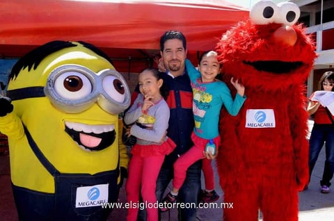 27022015 Chantal, Orlando y Dafne Ramírez.