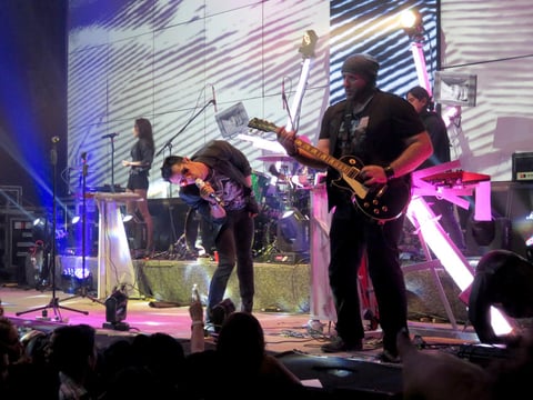 La banda conformada por Alfonso Pichardo, Jorge Soto y Alejandro “Midi” Ortega se presentó con gran éxito la noche del viernes en el bar Cinema.