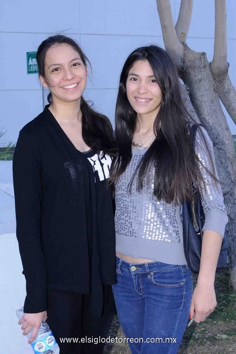 03032015 Ihanelly y Marce.