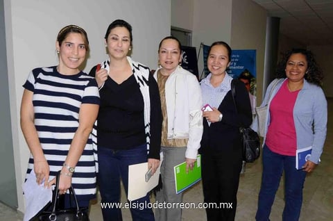 06032015 Cony Valenzuela y Érick Carrillo.