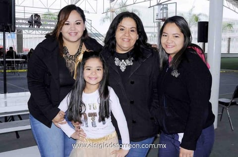 07032015 Melissa, Karo, Nicole y Fernanda.