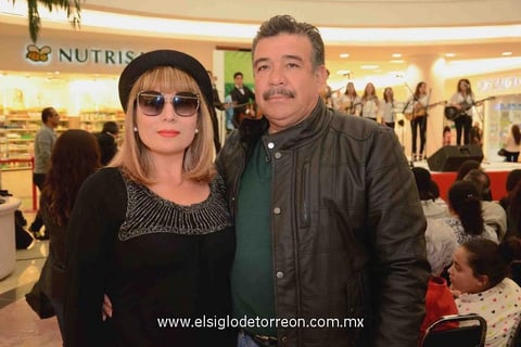 10032015 Hilda y Darío.
