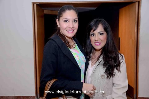 11032015 Christa y Laura.