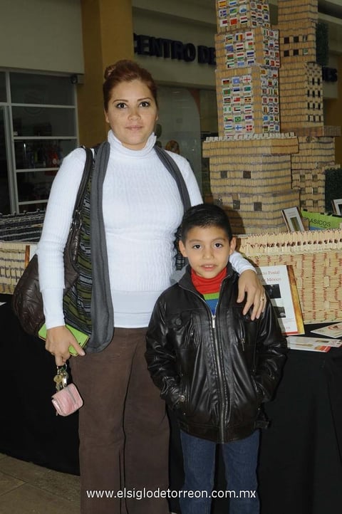 13032015 Geovana Aviña y Santiago Pérez.
