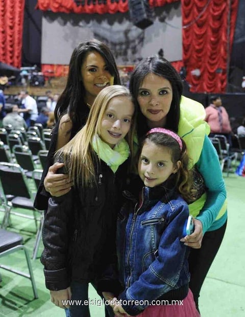 17032015 Karla, Mariangel, Monse y Paulina.