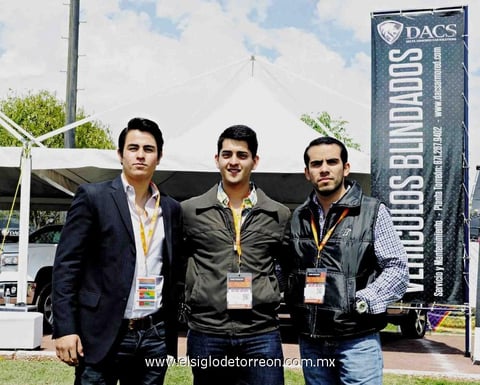 16032015 EN EL ENGALEC.  Juan, Miguel y Miguel.