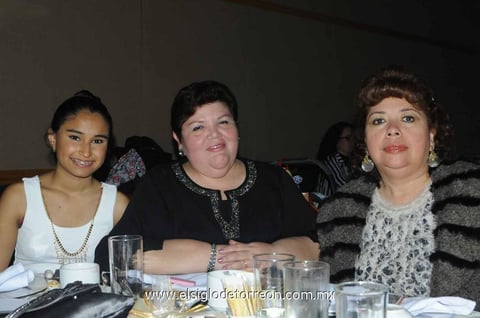 19032015 Bertha Puente, Ana Mayela Rangel y Viridiana Sandoval.
