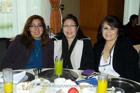 19032015 Raquel León y Laura Patricia Hernández.