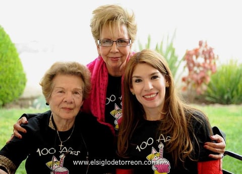 18032015 Nora, Amparo y Aurorita.