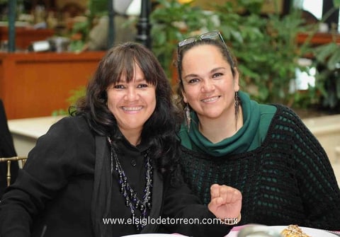 20032015 Ana Laura y Malena.
