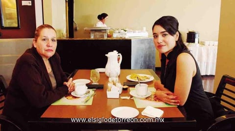 23032015 María Garibay y  Maricruz Gutiérrez.