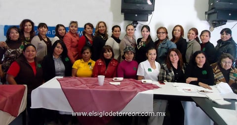 22032015 AMENA CELEBRACIóN.  Personal del t.v. de la Esc. Sec. Gral. No. 3 celebró en días pasados el Día Internacional de la Mujer.