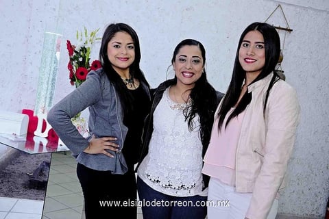 22032015 Nadia, Nayeli y Ángeles.