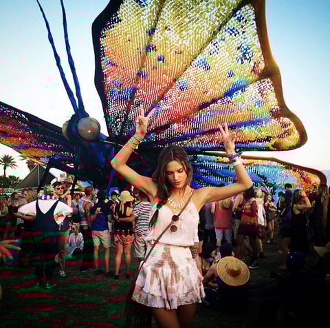 La reconocida modelo de Victoría's Secret compartió todos los detalles de su experiencia en Coachella.