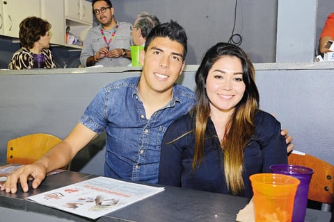 Luis Ángel Mendoza y Michelle.
