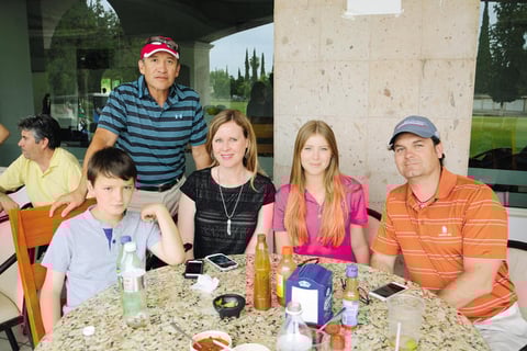 Marcelo, Naima, Jorge, Katia y Camilo.
