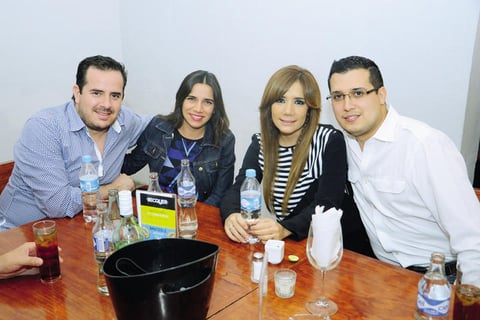 Ángel, Cristina, Giovanna y Ranier.