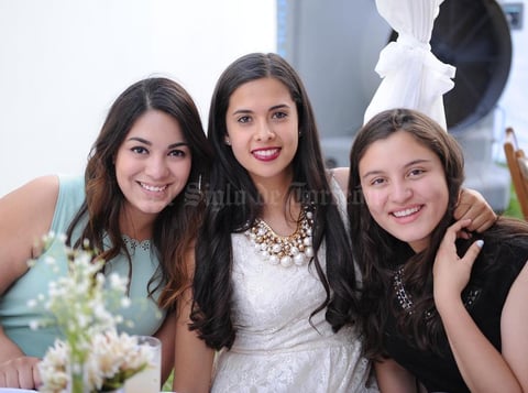 Abigaíl, Marcela y Martha.