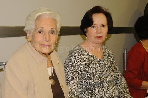 Ivonne P. de Montenegro y Alejandra Silveyra de Hernández.