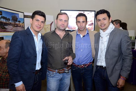 AMIGOS.  Enrique, David, Diego y César.