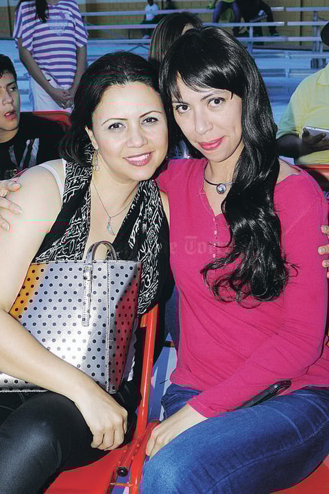 Paola Aguilar y Zoraida Joneitud.