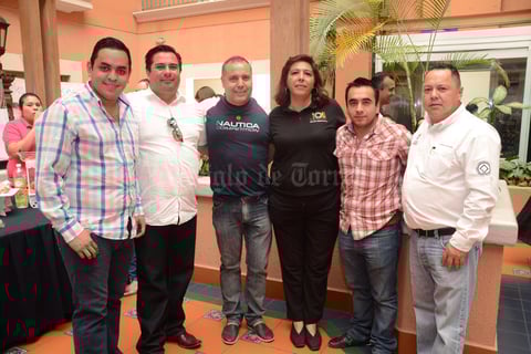 Ossiel, Filiberto, Antonio, Ángeles, Alberto y Alonso.