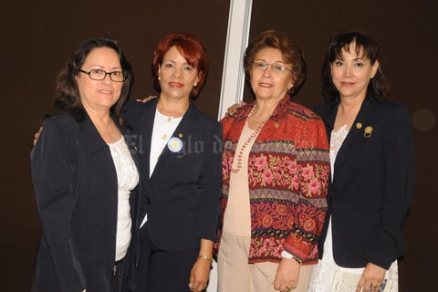 DAMAS ROTARIAS.  Regina, Magdalena, Ángeles y Maribel.