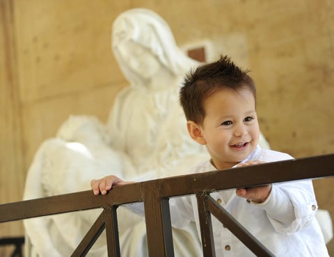 Maximiliano.