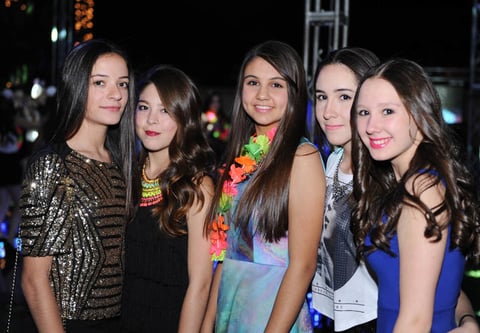 Maryfer, Ely, Sofía, María y Sofi.