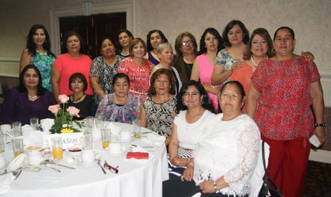 03052015 GRATOS MOMENTOS.  Educadoras celebraron recientemente su día con un desayuno.