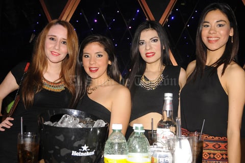 04052015 Miriam, Carol, Rebeca y Sofía.